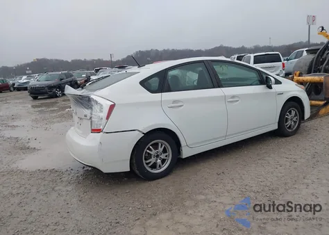 2010 Toyota Prius Iii z USA, uszkodzony, nr VIN JTDKN3DU5A5154863